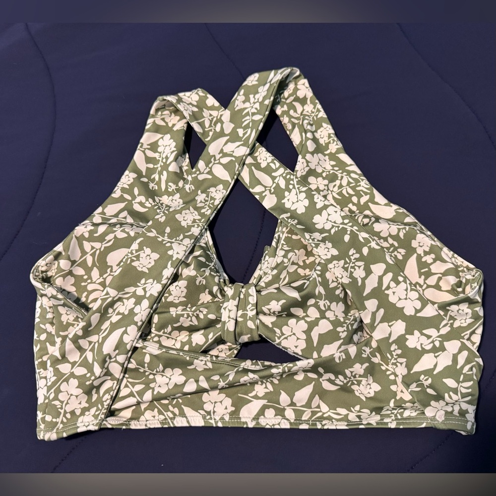 Albion Fit Top Knot Bikini Top in Green Ivy - Picture 2 of 4